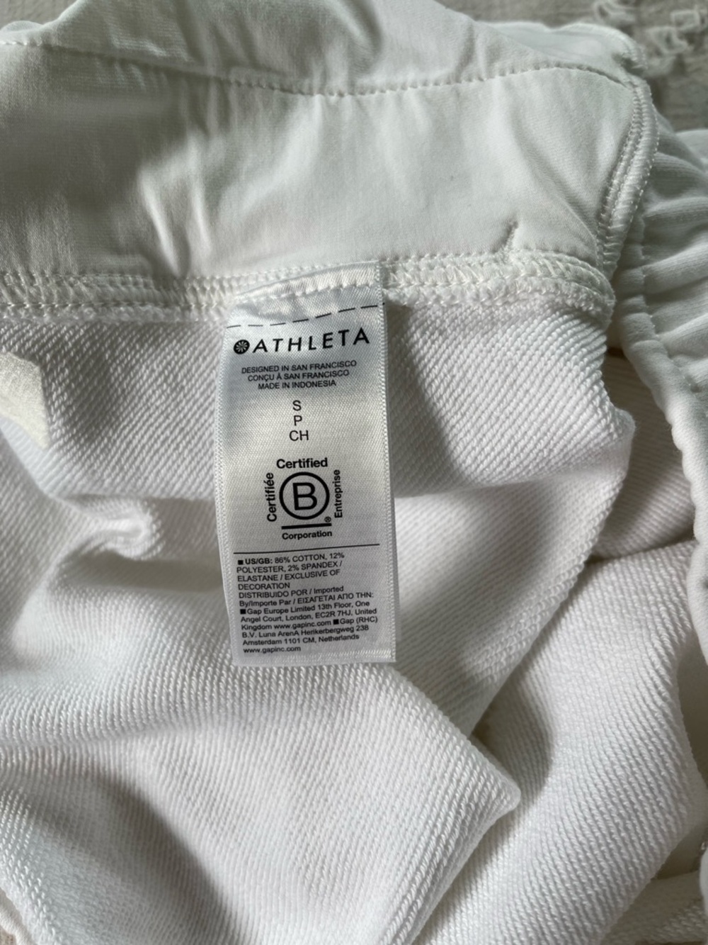 Athleta Mid Rise White Shorts - Picture 4 of 9